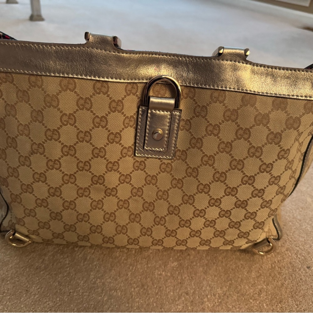 Gucci Beige and Silver Women's Bag